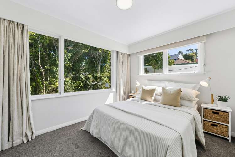 113 Messines Road Karori Central_17