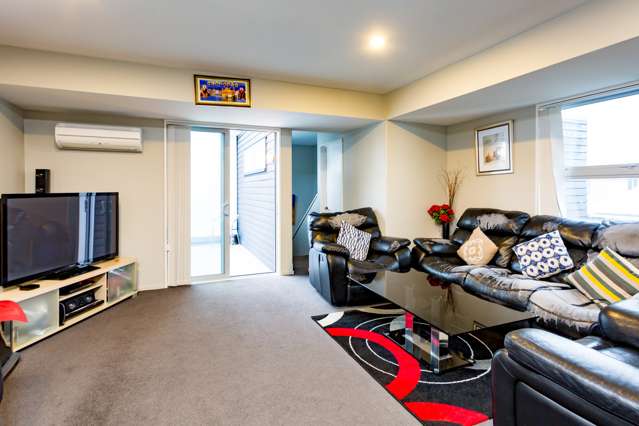 60a Brockworth Place Riccarton_1