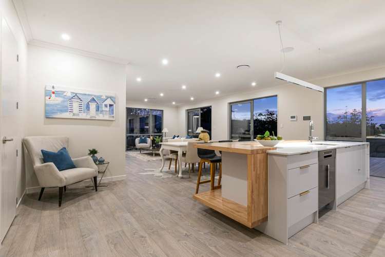 87 Argent Lane Wainui_0