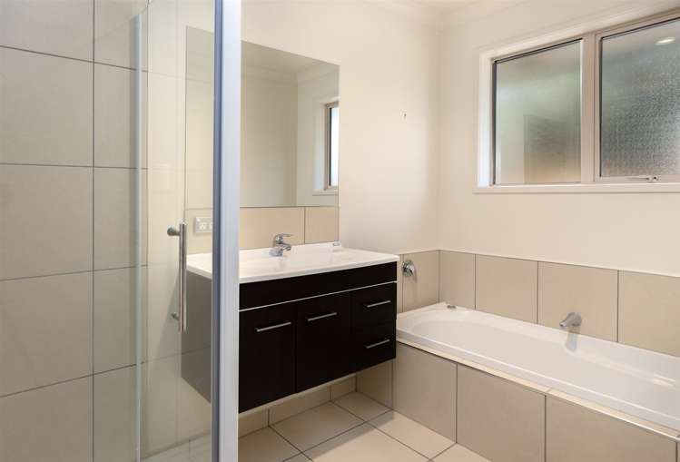 12 Willis Place Renwick_13