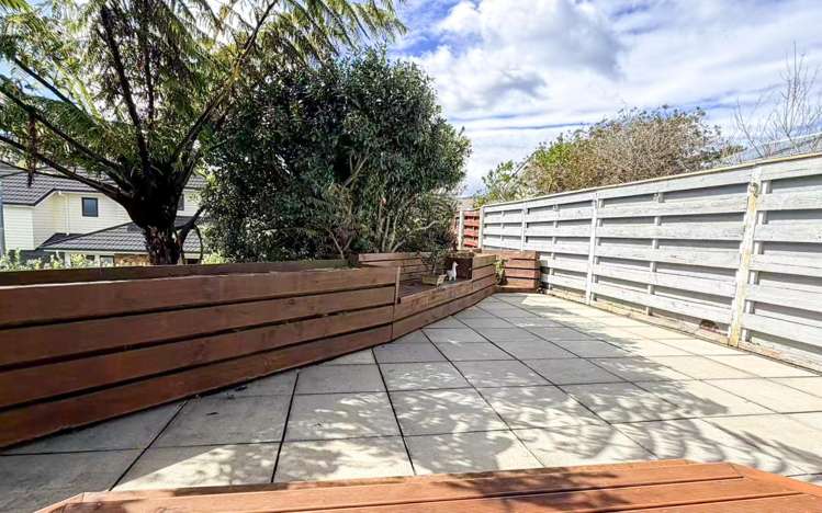 64 Mark Avenue Paparangi_14