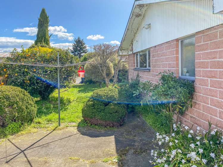 2/4a Arapiki Road Stoke_8