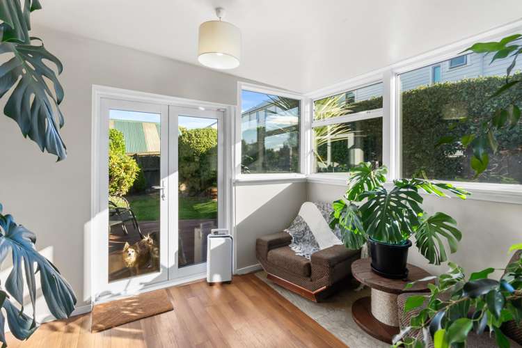 114 Wildberry Street Woolston_11