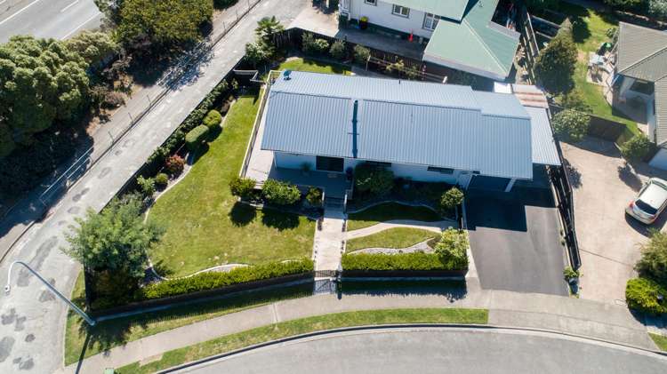 64 Aldinga Avenue Stoke_18