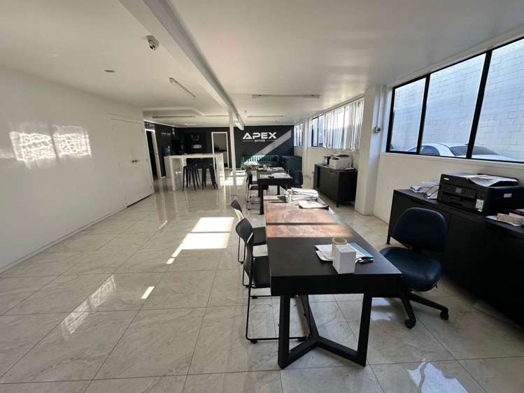 124 Captain Springs Road Onehunga_10