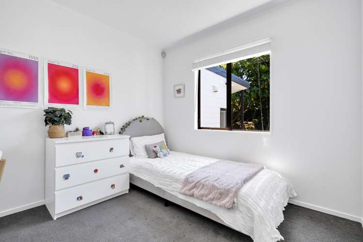 7 Leven Lane Totara Heights_16