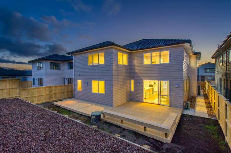 12 Lisnoble Road Flat Bush_17