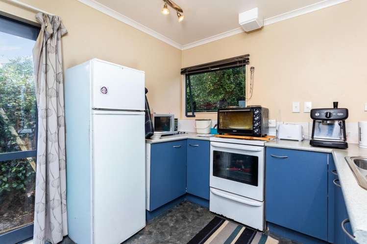 42 & 42A Vina Place Massey_15