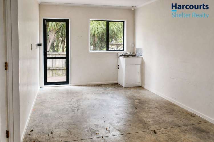 24/2 Arawa Street New Lynn_12
