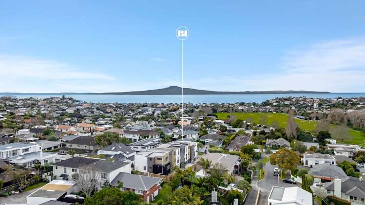 5A Godfrey Place Kohimarama_24