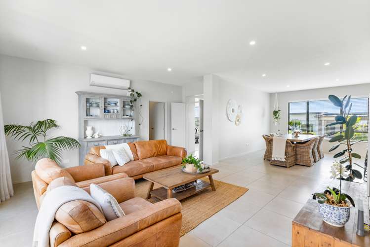 9 Motukaraka Drive Beachlands_8