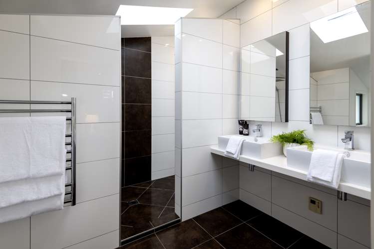 17 Hattaway Avenue Bucklands Beach_19