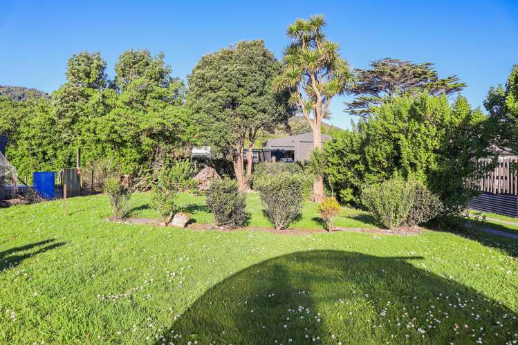 44 Domett Esplanade Cobden_9