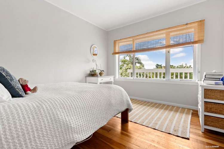 133 Glengarry Road Glen Eden_6