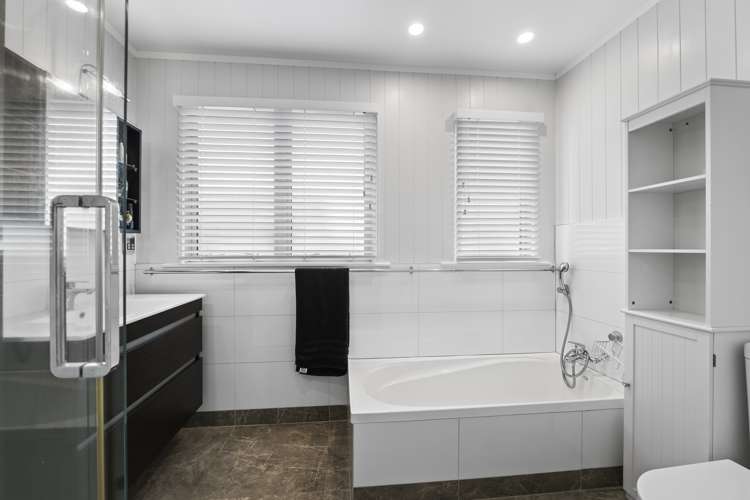 122 Ngamotu Road Spotswood_16