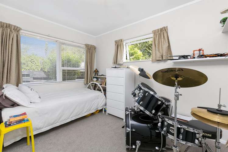 60 Meadowland Street Matua_11