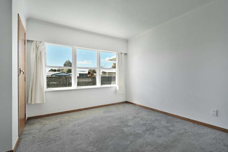 702E Park Road South Akina_5