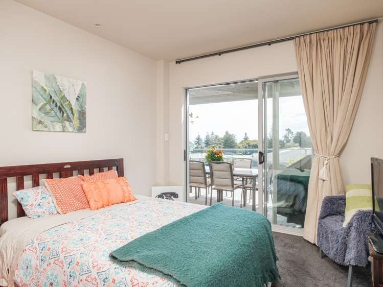 17/90 Customhouse Street Gisborne_12