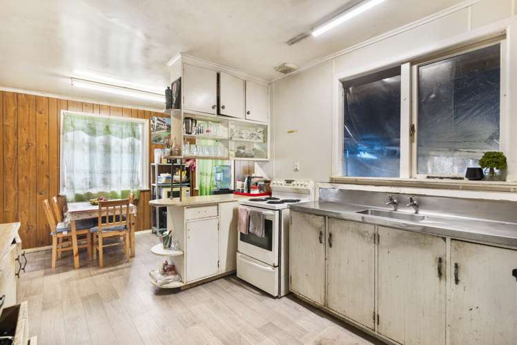 9 Ribblesdale Road Henderson_11