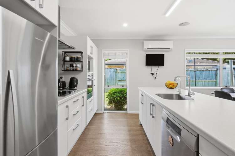 11 Barometer Way Pyes Pa_7