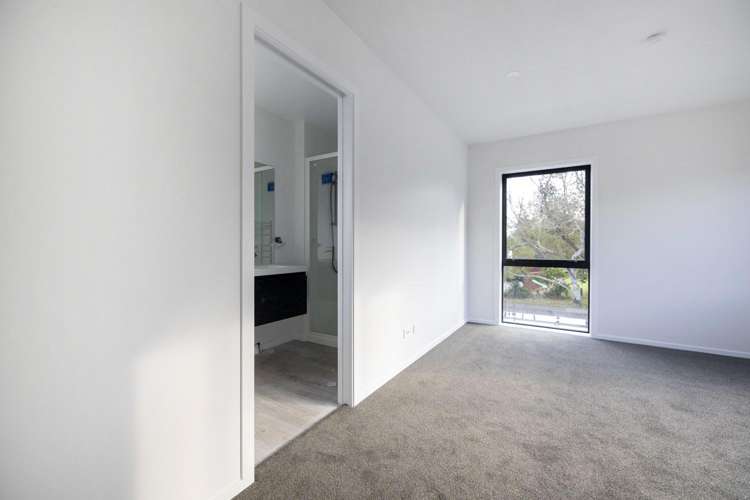 82-84 Gibbons Street_3