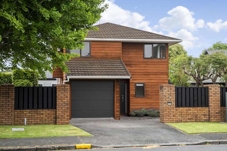 163 Celtic Crescent Ellerslie_10