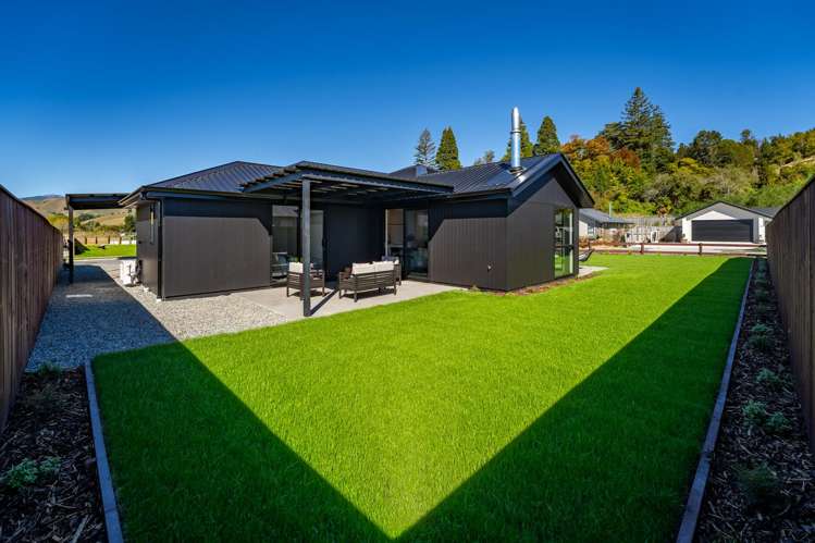 4 Louden Place Wakefield_23