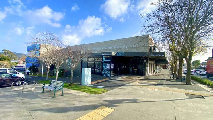188 West Coast Rd Glen Eden_0