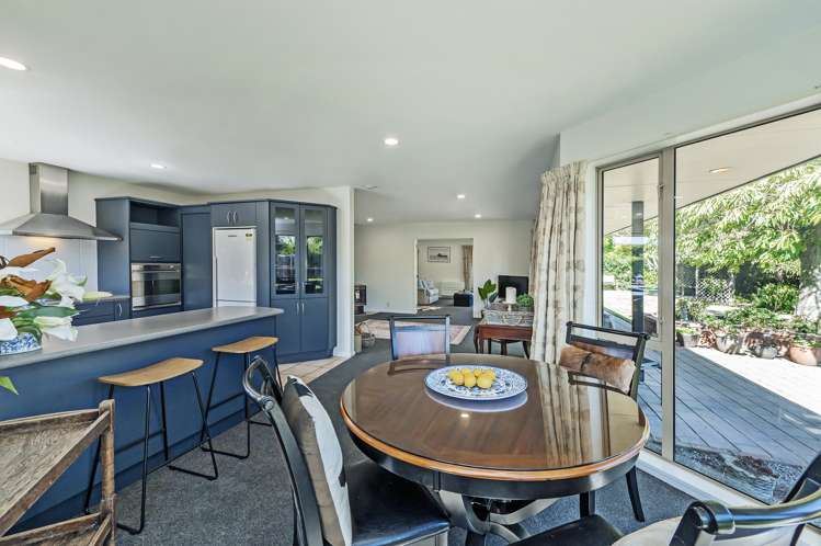 85 Pages Road Allenton_7