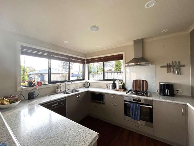 30 Cambelldon Crescent 10816_2