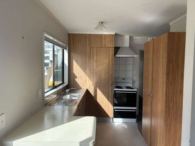 314 Oceanbeach Road 11229_3