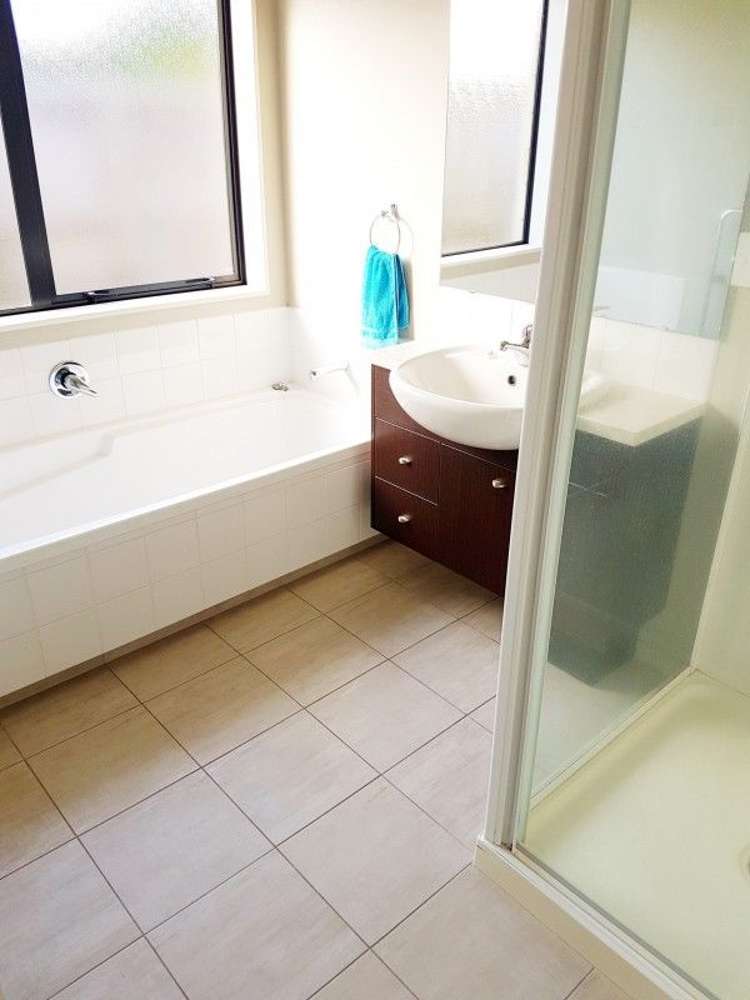 10 Bellshill Close Wattle Downs_17