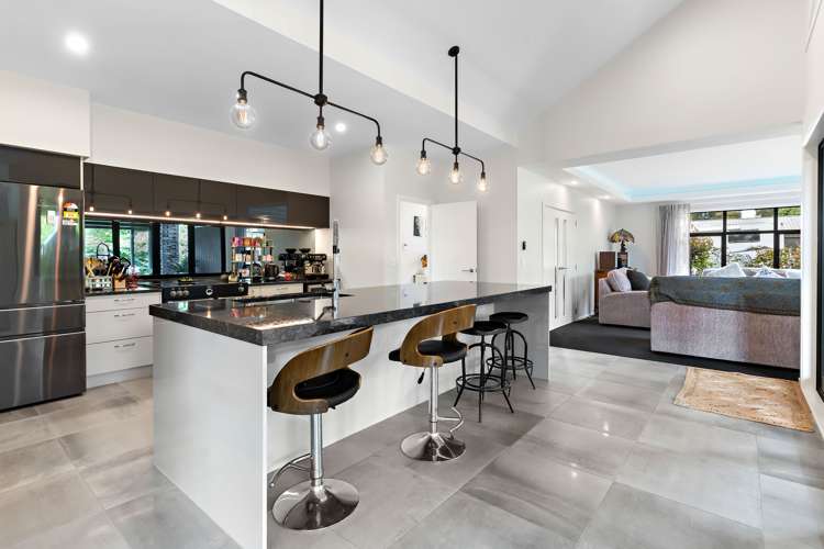 344 Hughes Line Carterton_9