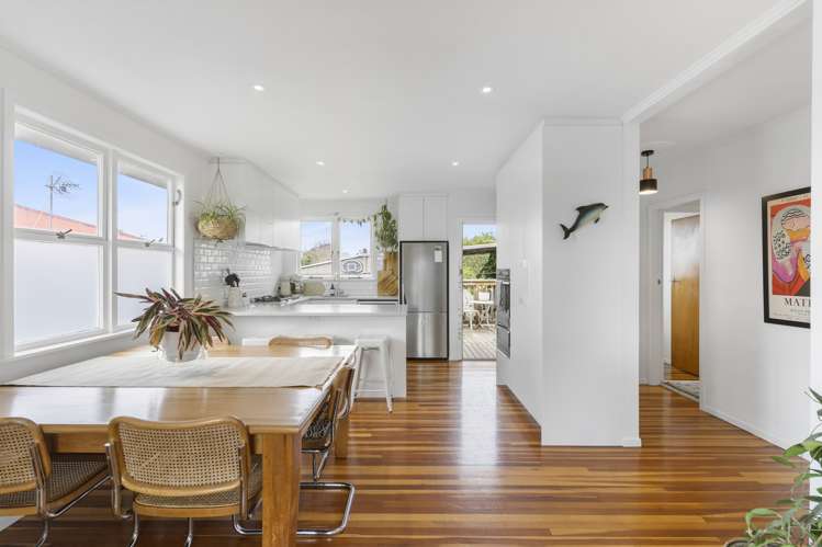 61 Glen Marine Parade Glendene_7