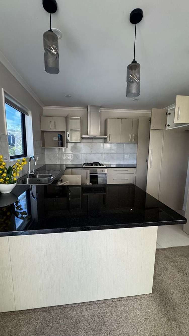 1 Lema Place Clover Park_4