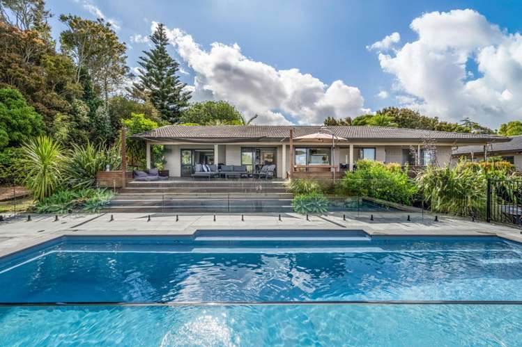 339 Redoubt Road Totara Park_34