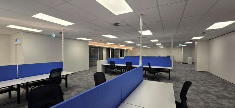 1-7 The Strand Takapuna_13