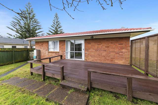 121 Mahia Road Wattle Downs_1