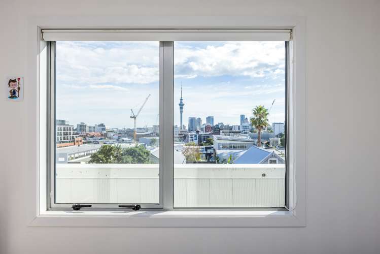 5a/121 Newton Road Eden Terrace_9