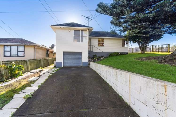 80 Fisher Crescent_0