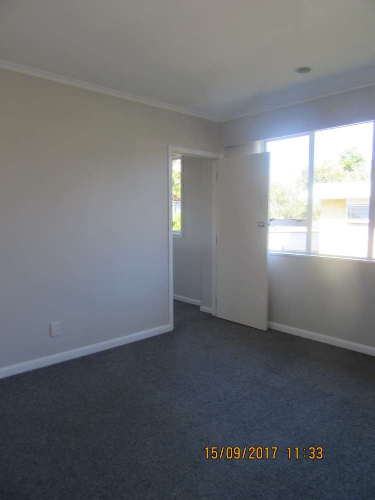 11 Tirimoana Road Te Atatu South_9