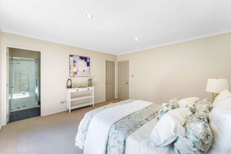 8 Carol Lee Place Albany Heights_17