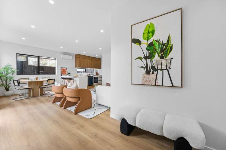 1/8 Connell Street Blockhouse Bay_2