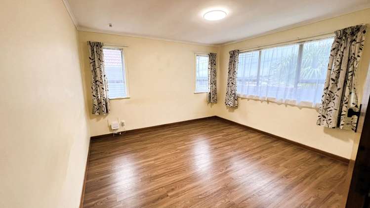 537 Richardson Road Mount Roskill_8