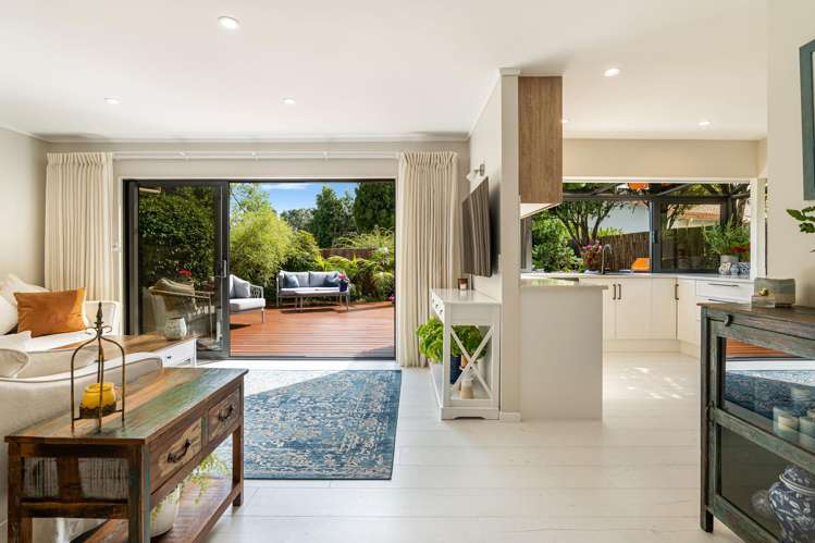 3/3 Marie Avenue Red Beach_11