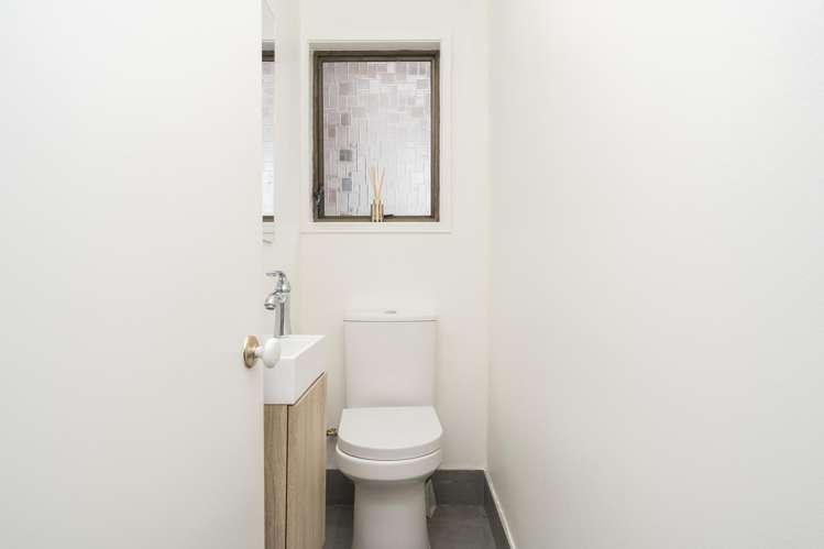 40 Tudor Road Henderson_24