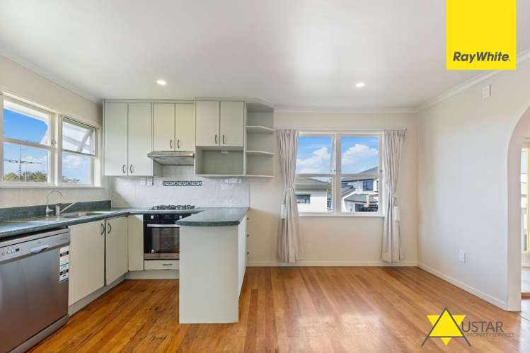 116 Golf Road New Lynn_5