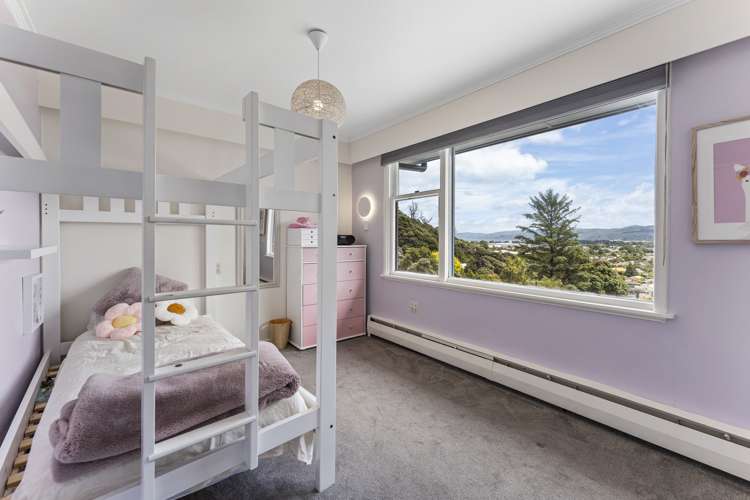 214 Whites Line East Waiwhetu_17