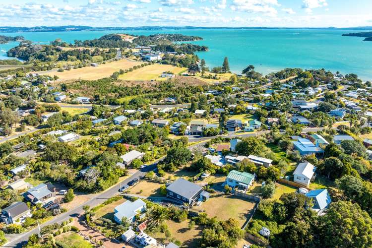 5 Wellington Road Surfdale_31