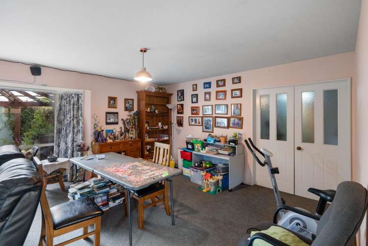 481 Worcester Street Linwood_5